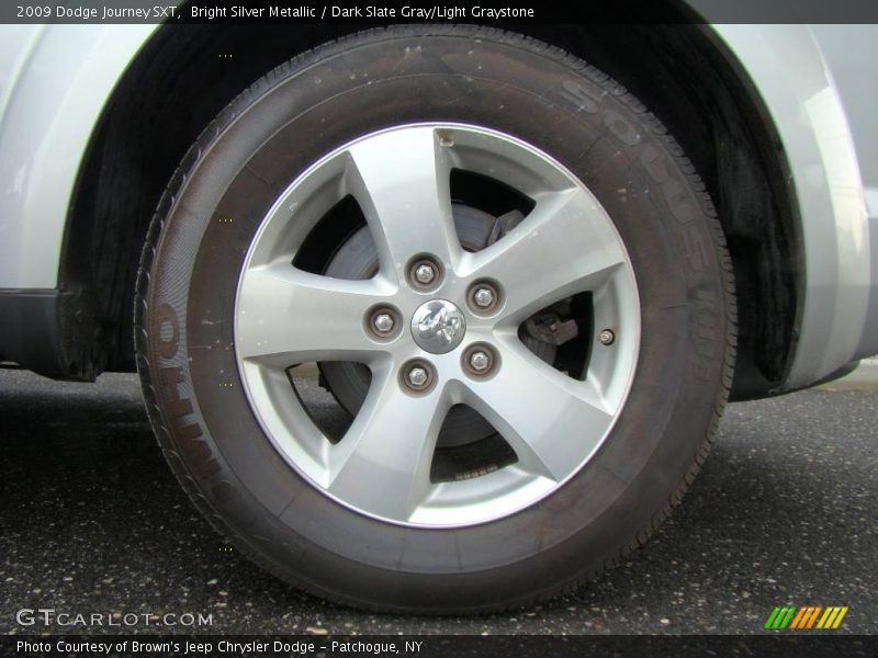 Bright Silver Metallic / Dark Slate Gray/Light Graystone 2009 Dodge Journey SXT