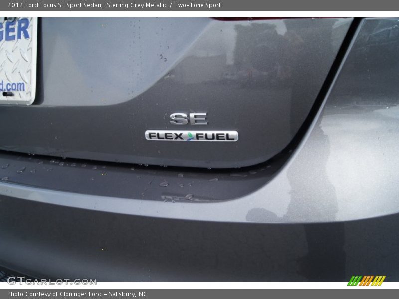 Sterling Grey Metallic / Two-Tone Sport 2012 Ford Focus SE Sport Sedan