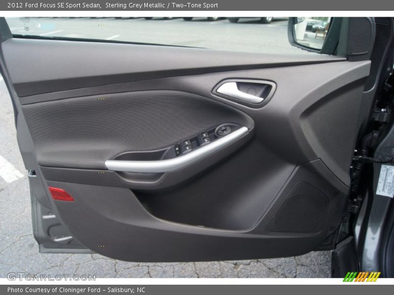 Door Panel of 2012 Focus SE Sport Sedan
