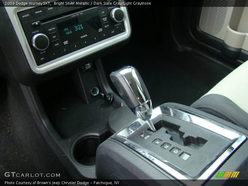 Bright Silver Metallic / Dark Slate Gray/Light Graystone 2009 Dodge Journey SXT