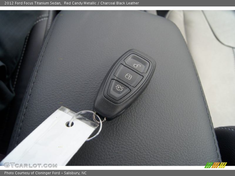 Keys of 2012 Focus Titanium Sedan