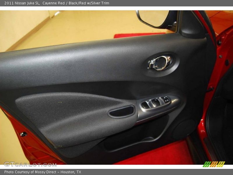 Cayenne Red / Black/Red w/Silver Trim 2011 Nissan Juke SL