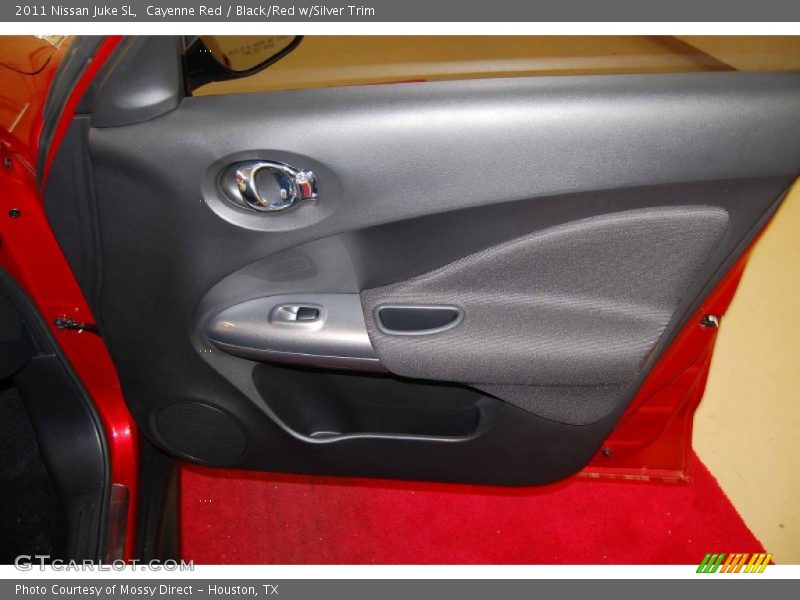 Cayenne Red / Black/Red w/Silver Trim 2011 Nissan Juke SL