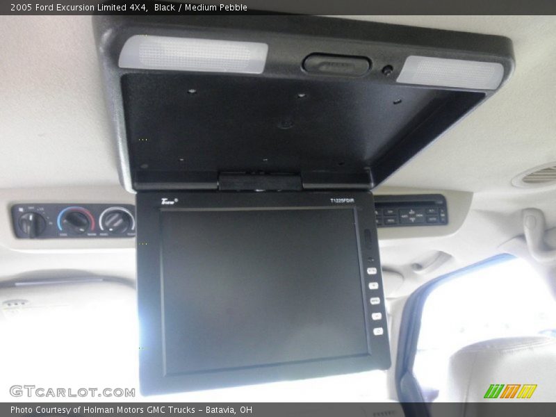 Black / Medium Pebble 2005 Ford Excursion Limited 4X4