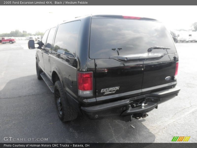 Black / Medium Pebble 2005 Ford Excursion Limited 4X4