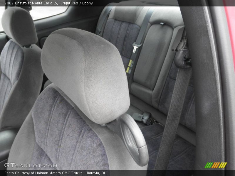 Bright Red / Ebony 2002 Chevrolet Monte Carlo LS