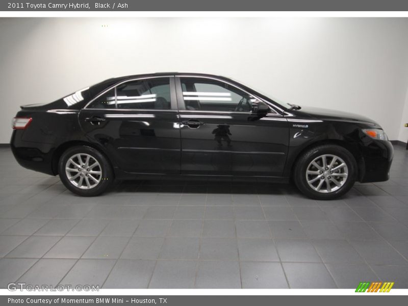 Black / Ash 2011 Toyota Camry Hybrid
