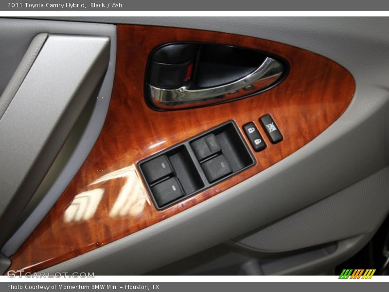 Black / Ash 2011 Toyota Camry Hybrid