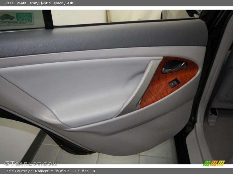 Black / Ash 2011 Toyota Camry Hybrid
