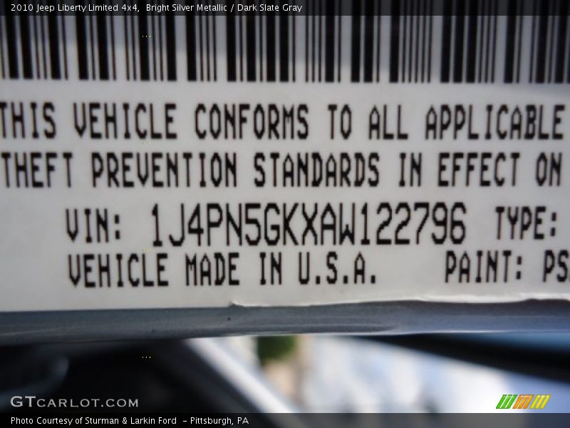 Bright Silver Metallic / Dark Slate Gray 2010 Jeep Liberty Limited 4x4