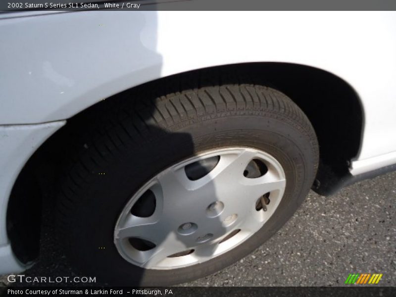 White / Gray 2002 Saturn S Series SL1 Sedan