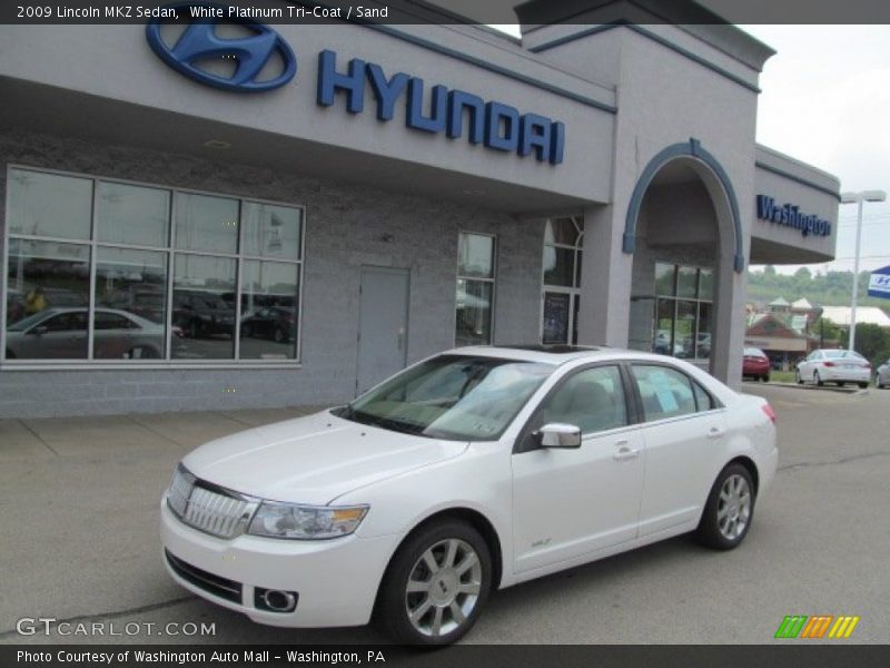 White Platinum Tri-Coat / Sand 2009 Lincoln MKZ Sedan