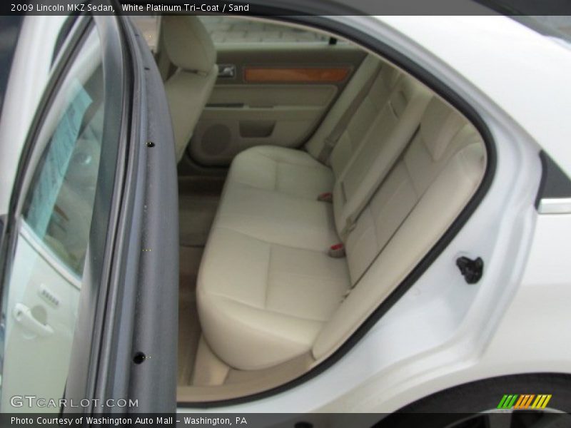 White Platinum Tri-Coat / Sand 2009 Lincoln MKZ Sedan