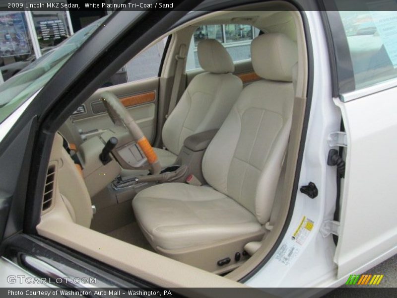 White Platinum Tri-Coat / Sand 2009 Lincoln MKZ Sedan