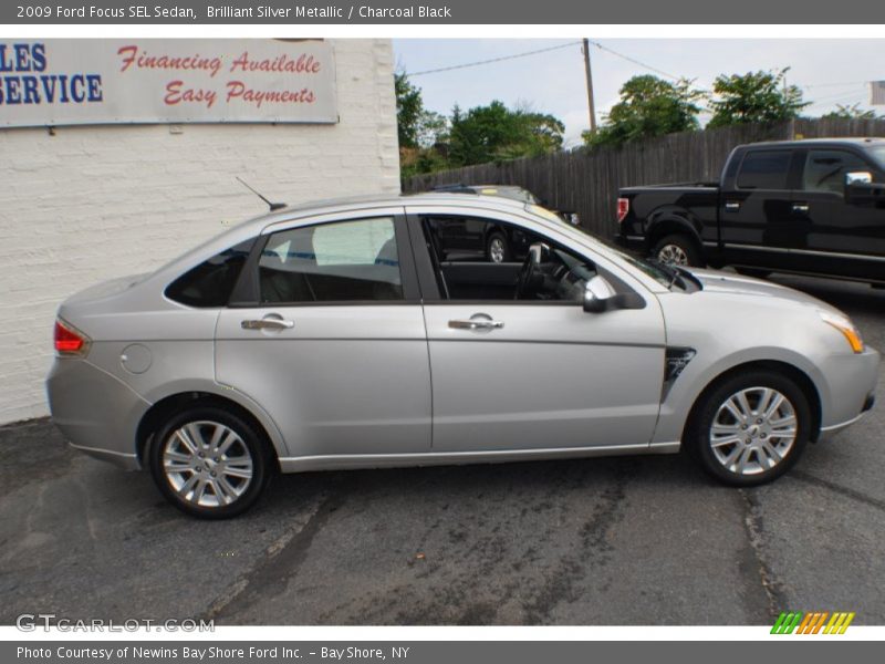 Brilliant Silver Metallic / Charcoal Black 2009 Ford Focus SEL Sedan