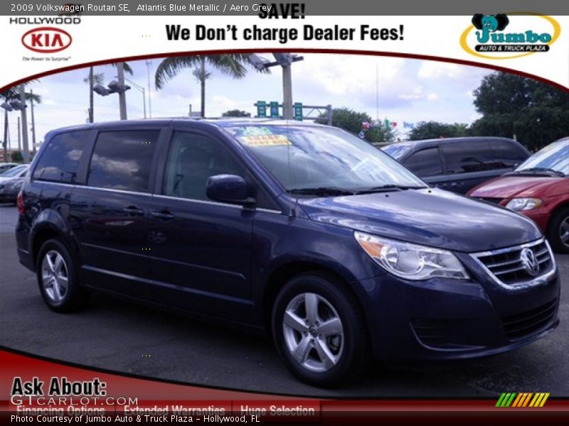 Atlantis Blue Metallic / Aero Grey 2009 Volkswagen Routan SE