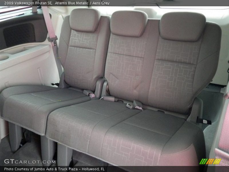 Atlantis Blue Metallic / Aero Grey 2009 Volkswagen Routan SE