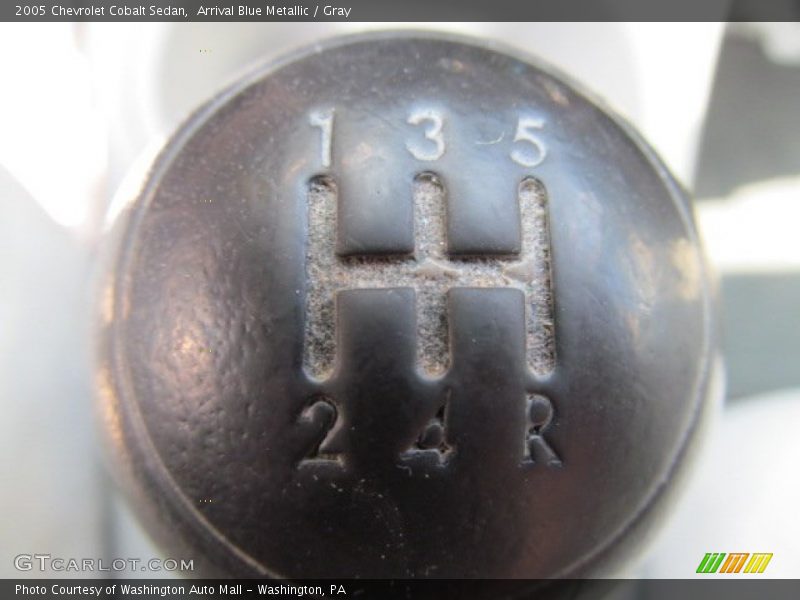 Arrival Blue Metallic / Gray 2005 Chevrolet Cobalt Sedan