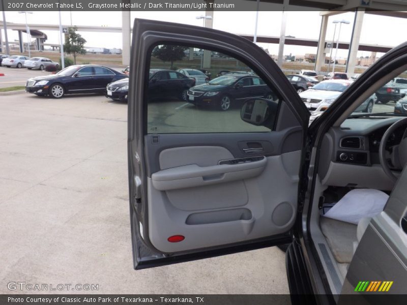 Graystone Metallic / Dark Titanium/Light Titanium 2007 Chevrolet Tahoe LS