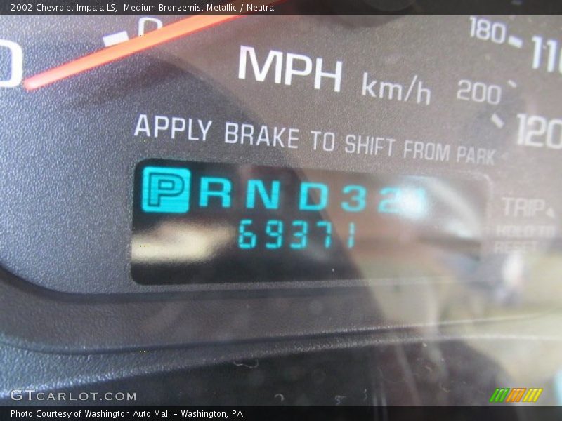 Medium Bronzemist Metallic / Neutral 2002 Chevrolet Impala LS