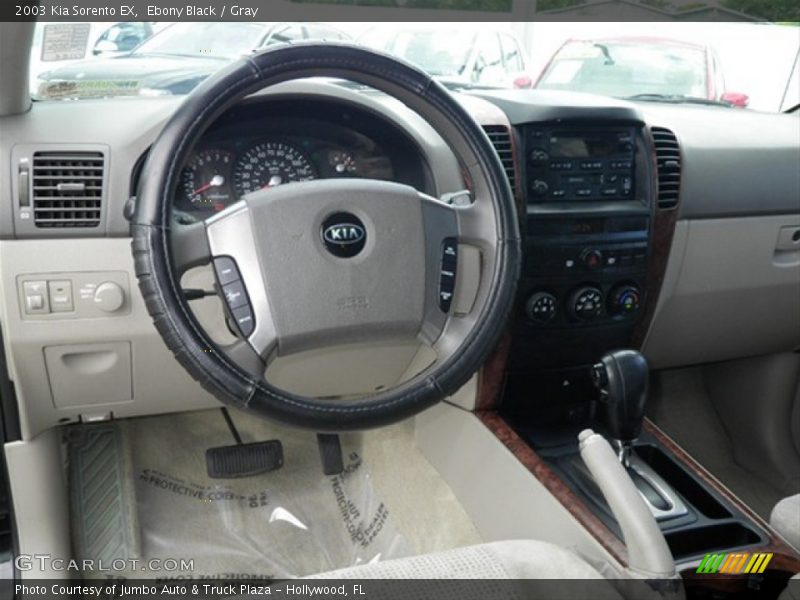 Ebony Black / Gray 2003 Kia Sorento EX