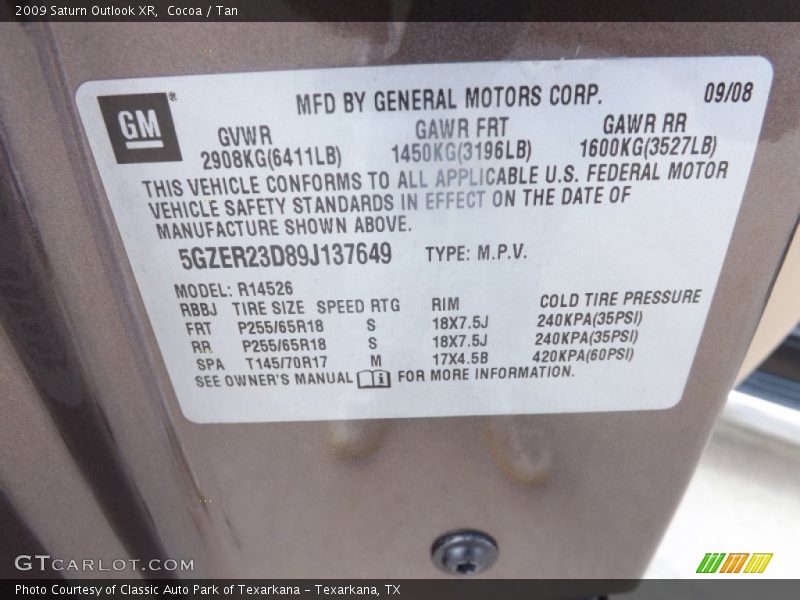 Cocoa / Tan 2009 Saturn Outlook XR