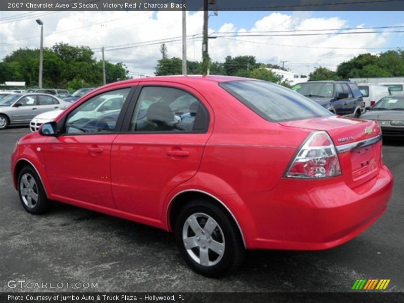 Victory Red / Charcoal Black 2007 Chevrolet Aveo LS Sedan