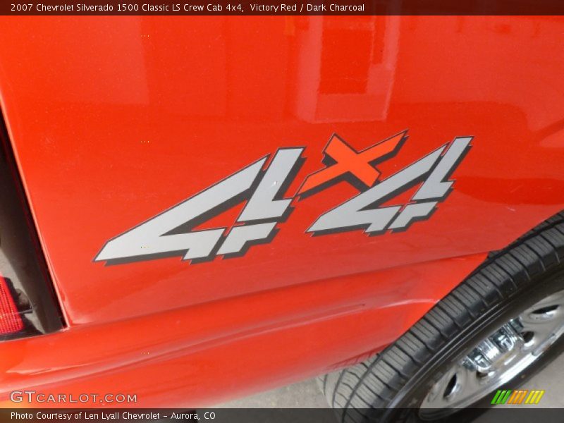 Victory Red / Dark Charcoal 2007 Chevrolet Silverado 1500 Classic LS Crew Cab 4x4