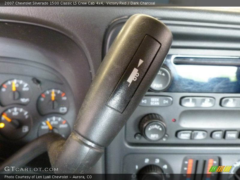 Victory Red / Dark Charcoal 2007 Chevrolet Silverado 1500 Classic LS Crew Cab 4x4