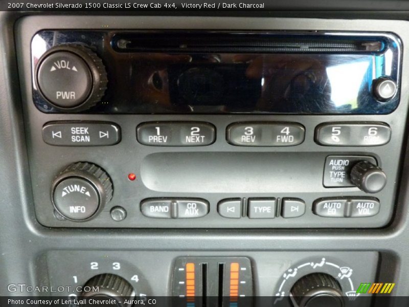 Victory Red / Dark Charcoal 2007 Chevrolet Silverado 1500 Classic LS Crew Cab 4x4