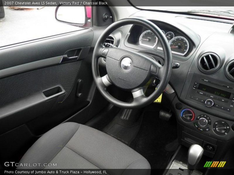 Victory Red / Charcoal Black 2007 Chevrolet Aveo LS Sedan