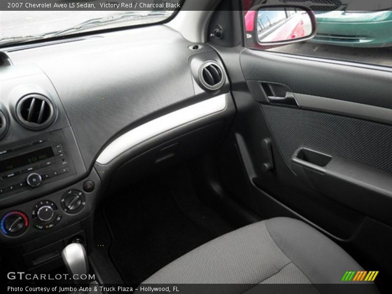 Victory Red / Charcoal Black 2007 Chevrolet Aveo LS Sedan