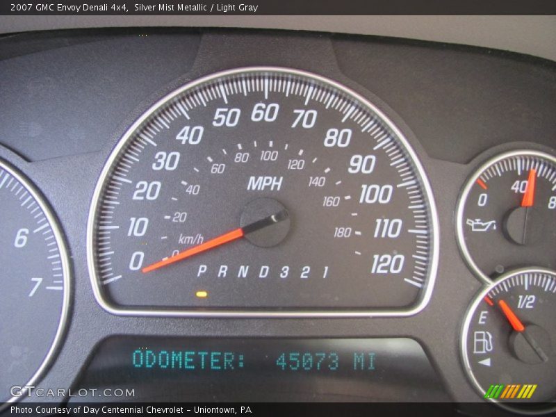 Silver Mist Metallic / Light Gray 2007 GMC Envoy Denali 4x4