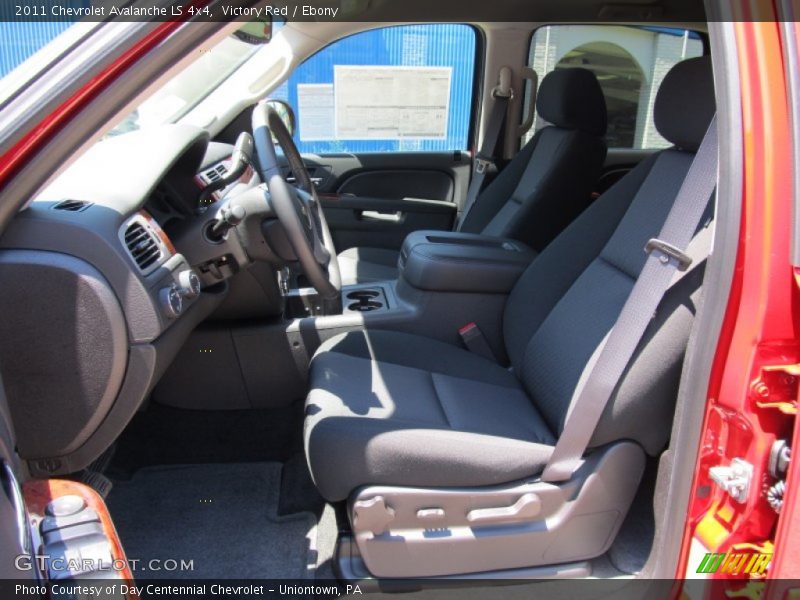 Victory Red / Ebony 2011 Chevrolet Avalanche LS 4x4