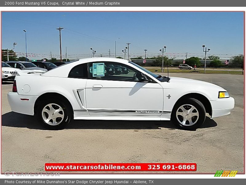 Crystal White / Medium Graphite 2000 Ford Mustang V6 Coupe