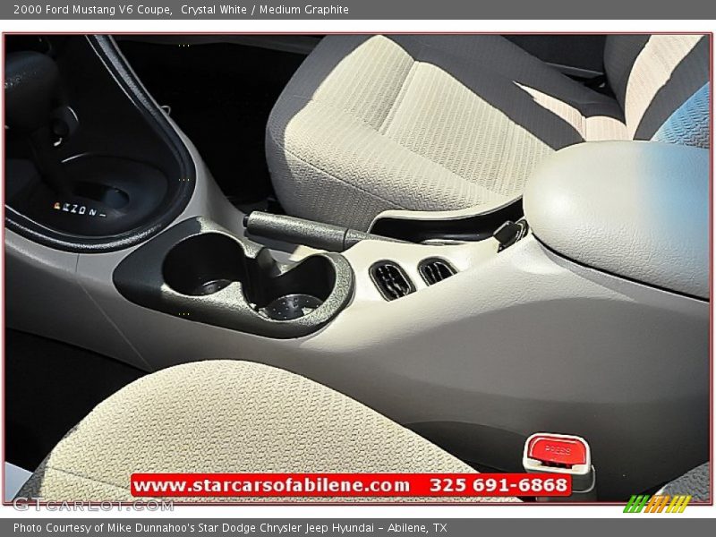 Crystal White / Medium Graphite 2000 Ford Mustang V6 Coupe
