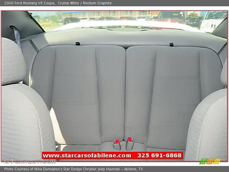 Crystal White / Medium Graphite 2000 Ford Mustang V6 Coupe