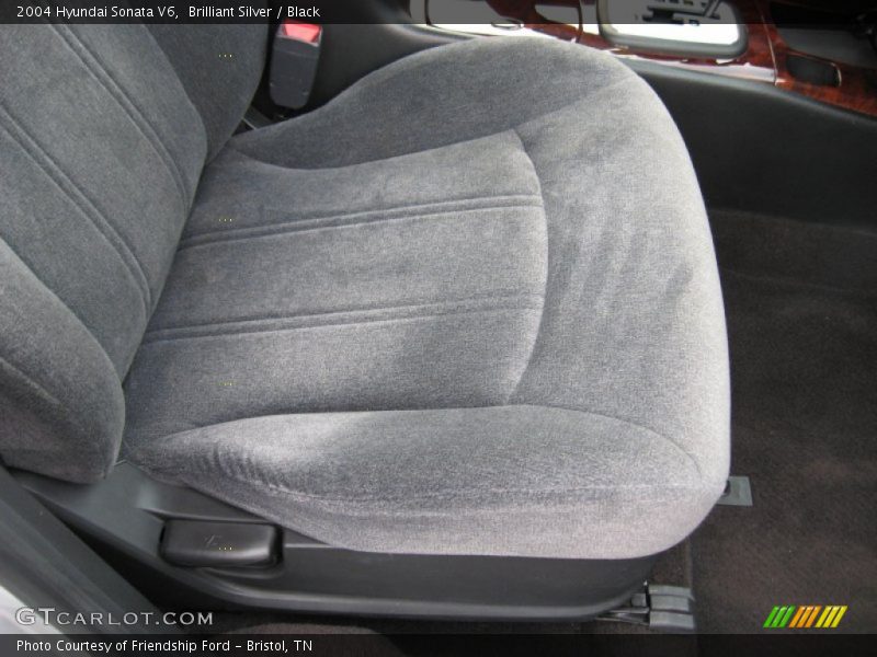 Brilliant Silver / Black 2004 Hyundai Sonata V6
