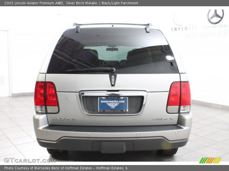 Silver Birch Metallic / Black/Light Parchment 2003 Lincoln Aviator Premium AWD