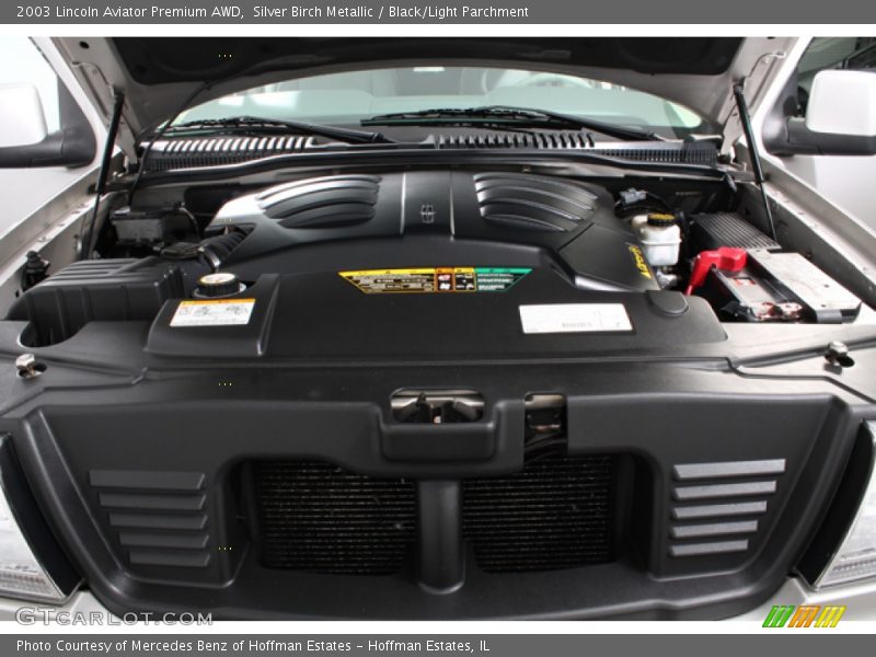 Silver Birch Metallic / Black/Light Parchment 2003 Lincoln Aviator Premium AWD