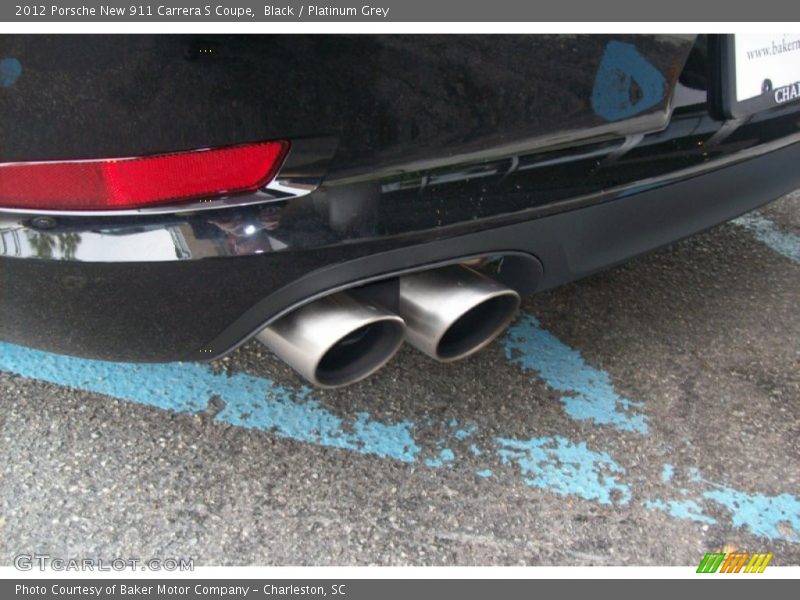 Exhaust of 2012 New 911 Carrera S Coupe