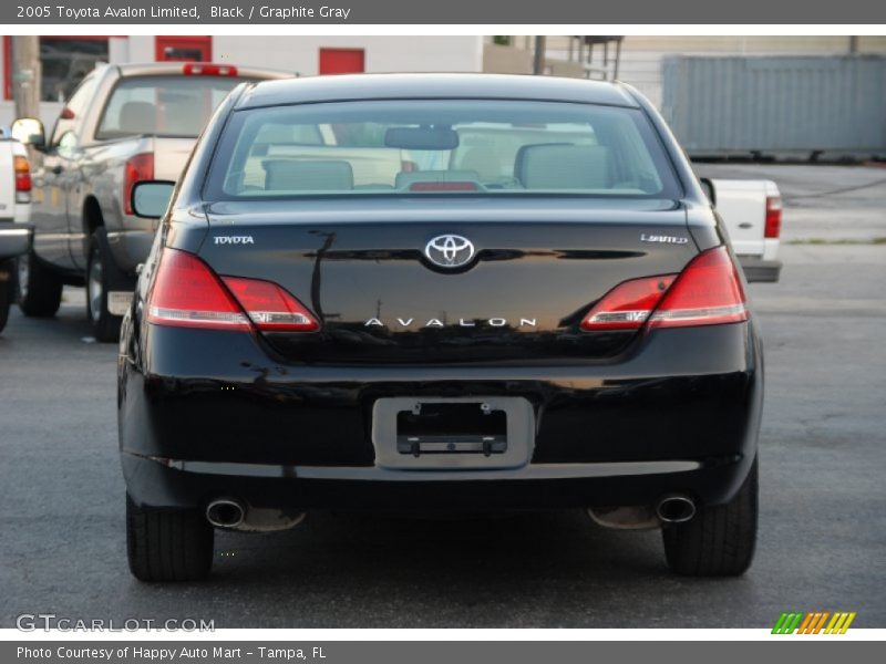 Black / Graphite Gray 2005 Toyota Avalon Limited