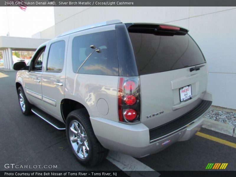 Silver Birch Metallic / Cocoa/Light Cashmere 2008 GMC Yukon Denali AWD