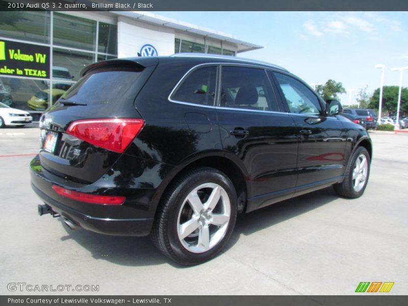 Brilliant Black / Black 2010 Audi Q5 3.2 quattro