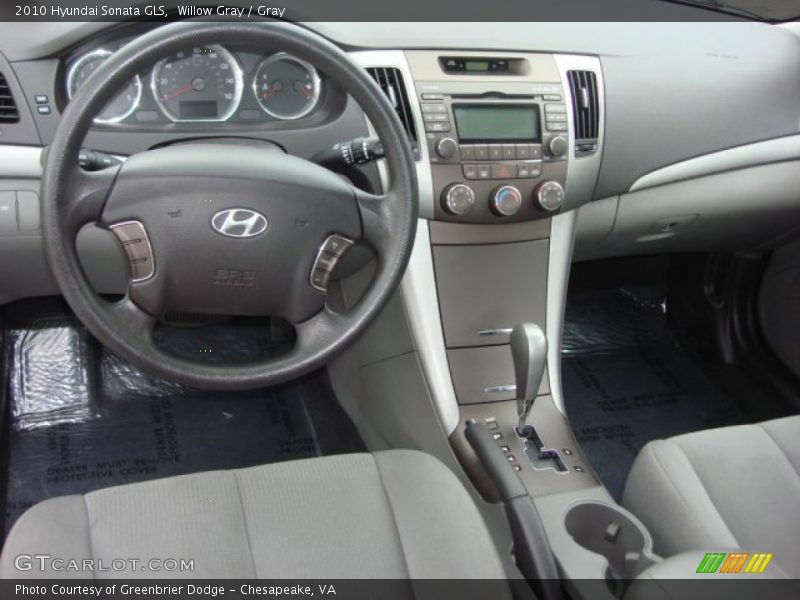 Willow Gray / Gray 2010 Hyundai Sonata GLS