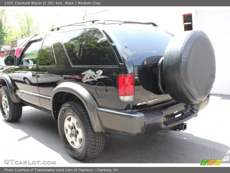 Black / Medium Gray 2005 Chevrolet Blazer LS ZR2 4x4