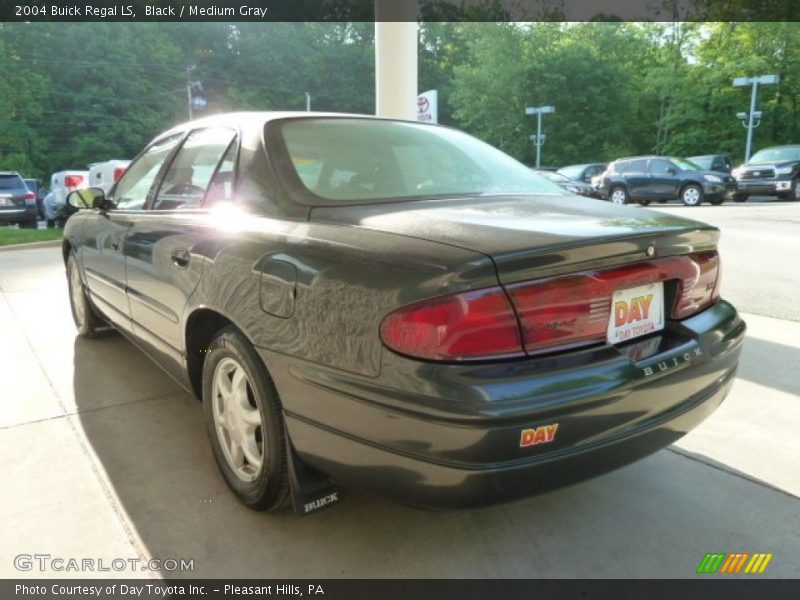 Black / Medium Gray 2004 Buick Regal LS