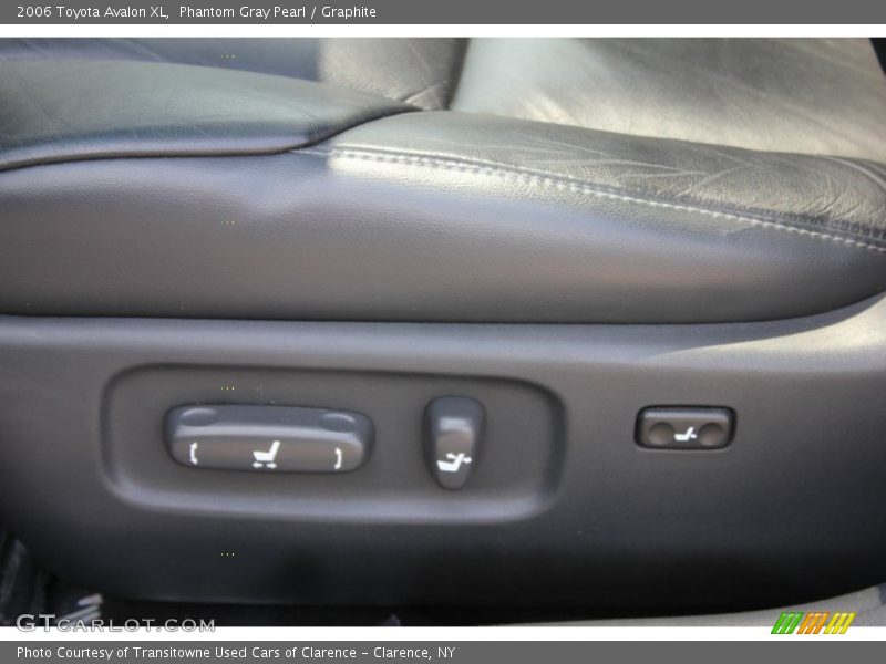 Phantom Gray Pearl / Graphite 2006 Toyota Avalon XL