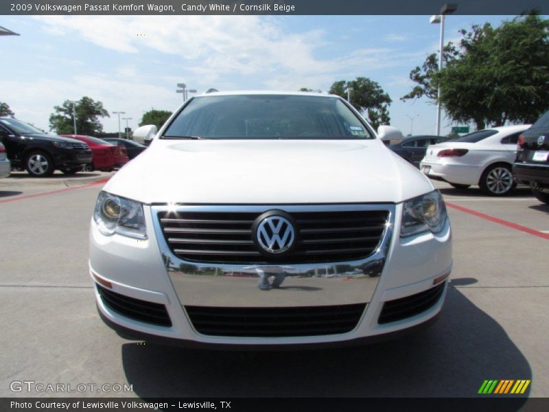 Candy White / Cornsilk Beige 2009 Volkswagen Passat Komfort Wagon