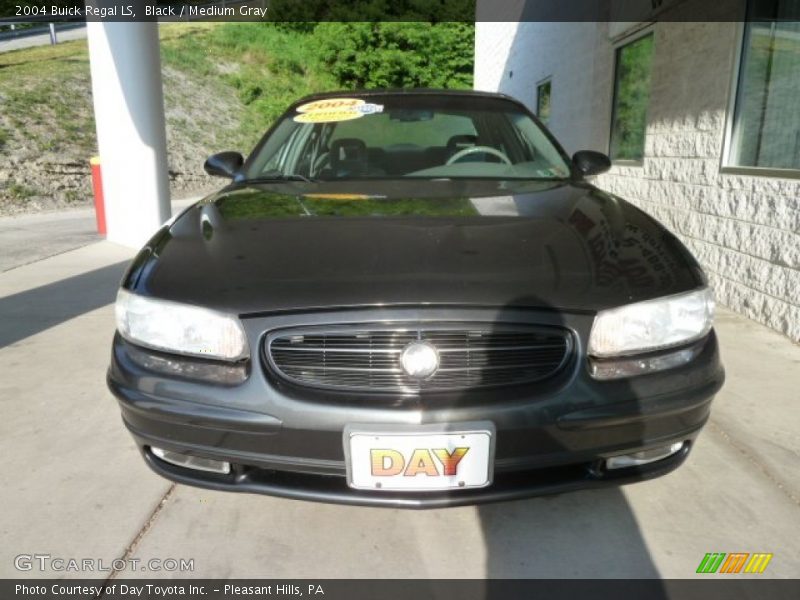 Black / Medium Gray 2004 Buick Regal LS